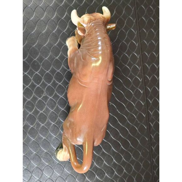 Vintage Porcelain Charging Bull Figurine Made in Japan - Picture 9 of 11